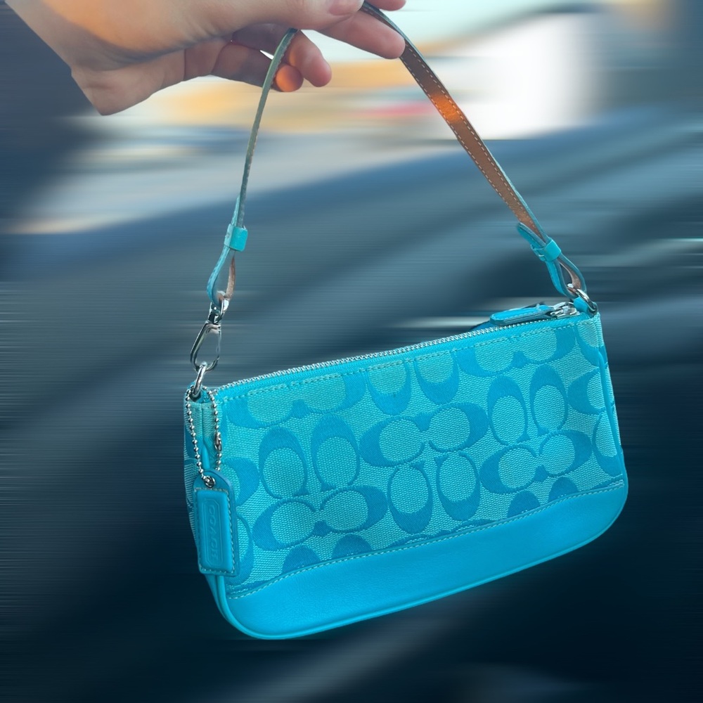 Y2K Turquoise Coach Signature Demi Baguette Shoulder Bag 💙🥶🦋🧿